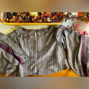 EUC Free People cropped, long bell-sleeve blouse
